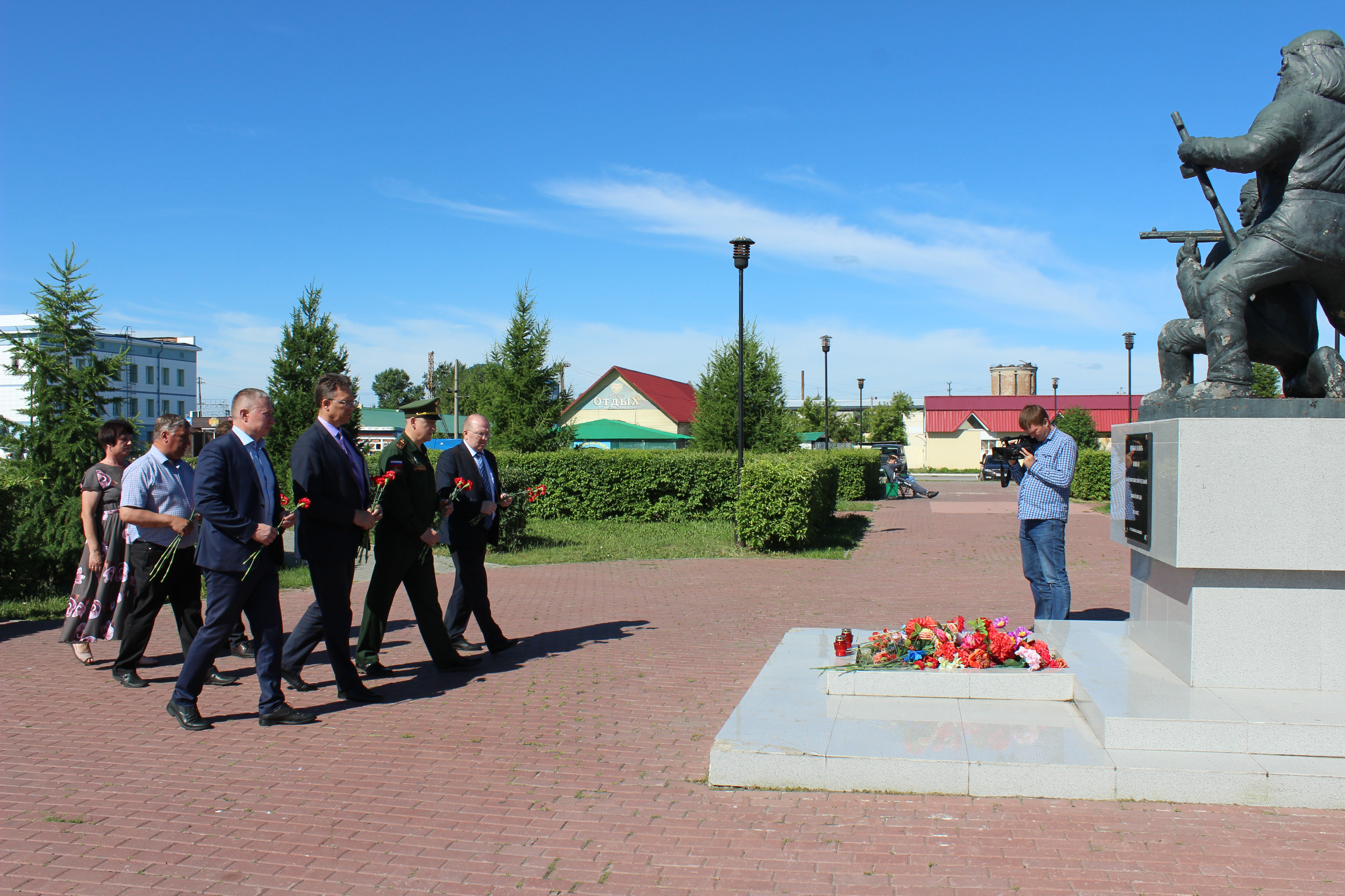 Памятники в барабинске фото и описание